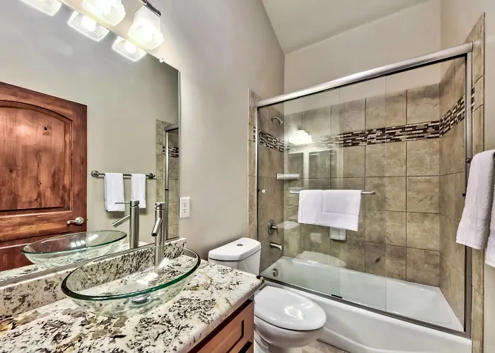 Walk To Gondola & Lake 4Bd Townhome Tw404